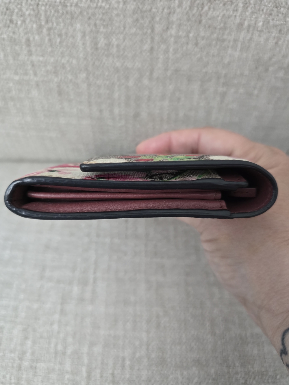Gucci Floral GG Supreme Beige/Pink/Green Continental Wallet - Picture 10 of 11